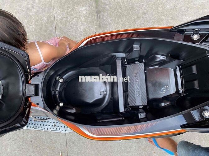 Honda Air Blade 2018 Cam đen