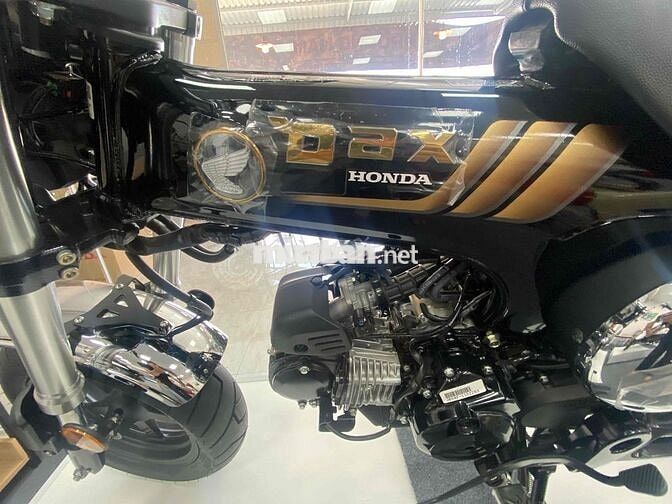 Honda Dax 125 Royal Limited Edition