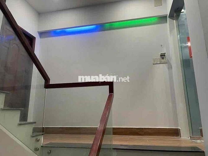 Nhà mặt tiền kinh doanh sầm uất Tên Lửa 4,5x20m 3,5 tấm 13,3 tỷ