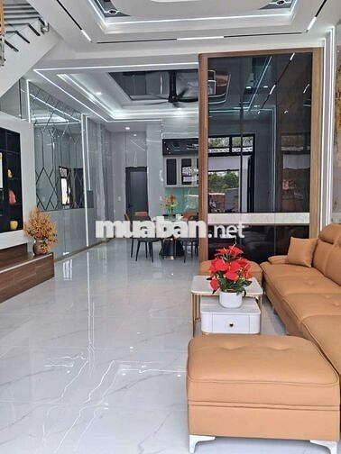 Chủ bán nhà mới . Sổ Hoàn Công