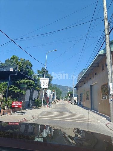 BÁN NHANH LÔ ĐẤT ĐƯỜNG HỒ TRI TÂN TRUNG TÂM PHÚ MỸ DT108m2 giá 2,2 TỶ