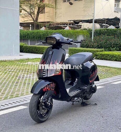 Piaggio Vespa Sprint Justin Bieber Đen