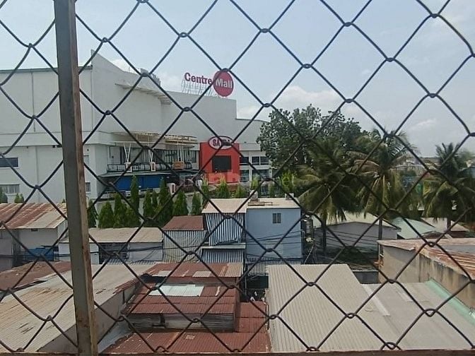 Cho thuê phòng 23m2, gần Aeon Q.8, sát Satra Phạm Hùng,hẻm xe hơi