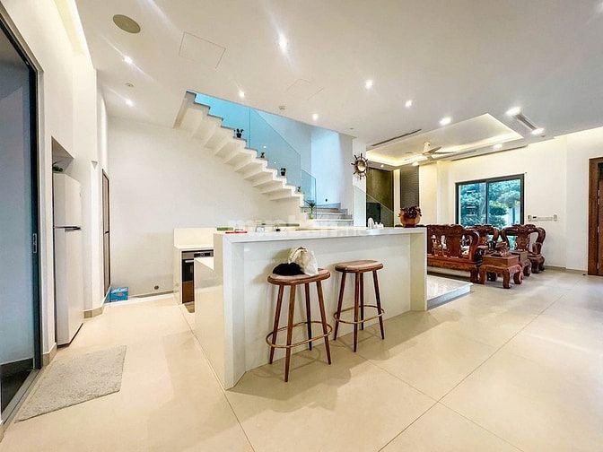  Bán biệt thự Vinhomes Central Park, 309m², căn góc, có hầm, sân vườn