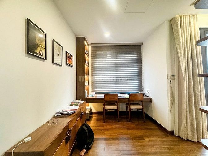  Bán biệt thự Vinhomes Central Park, 309m², căn góc, có hầm, sân vườn