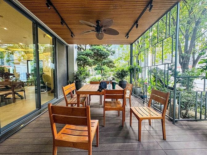  Bán biệt thự Vinhomes Central Park, 309m², căn góc, có hầm, sân vườn