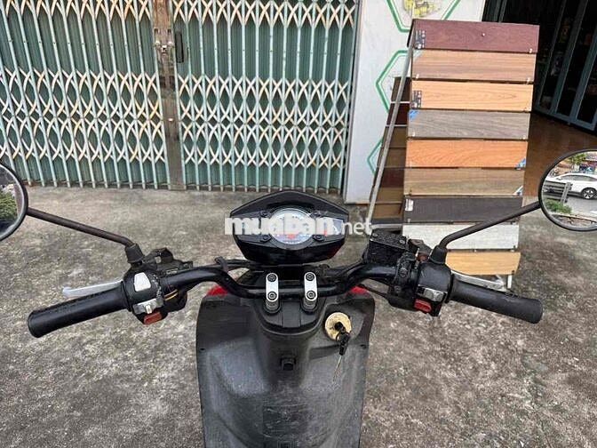 Yamaha BWS màu Đỏ
