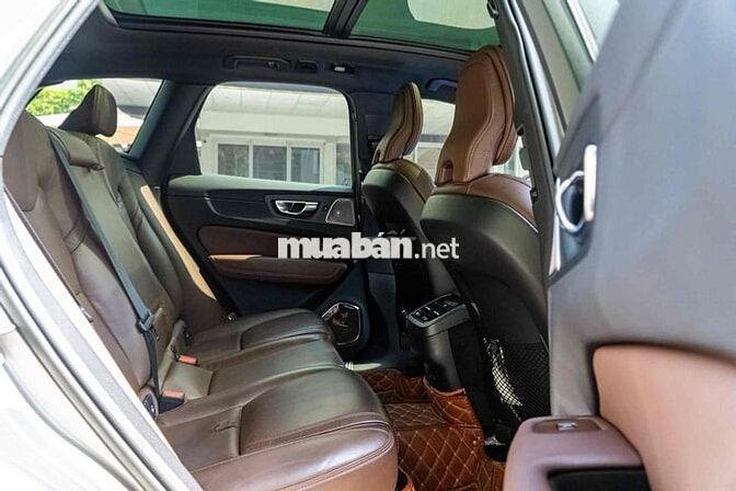 Volvo XC60 Ultimate Bright 2023