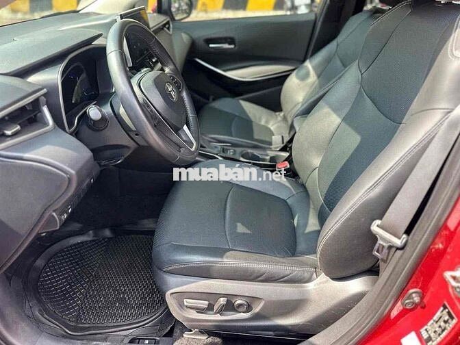 Toyota Corolla Altis Hybrid Đỏ
