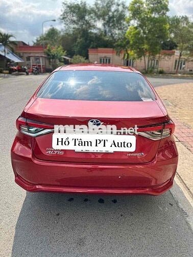 Toyota Corolla Altis Hybrid Đỏ