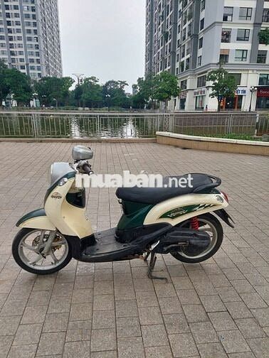 Yamaha Mio Classico Trắng xanh