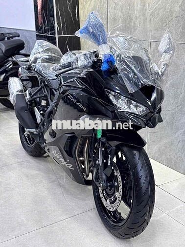 Kawasaki Ninja ZX-4R Đen Mới 100%