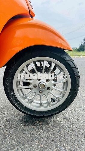 Piaggio Vespa 2017 Cam