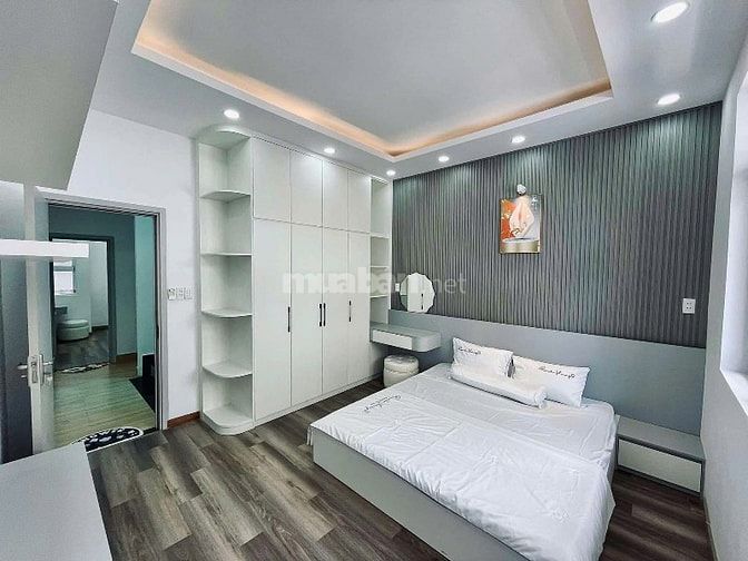 Nhà đẹp giá rẻ 2 tỷ 890 39 m2 ở Thích Quảng Đức , Đức Nhuận 1T2L 4PN 