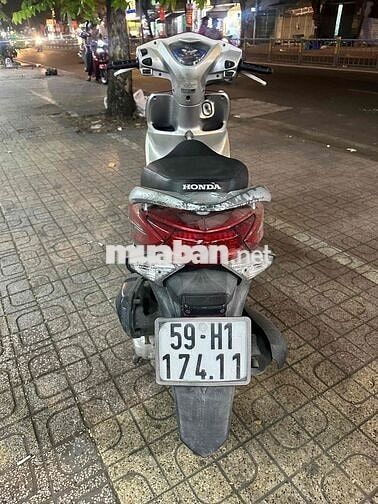 Honda Vision 110 2012 Đỏ bạc đen Bstp chính chủ
