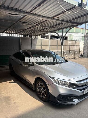 Honda Civic 2019 1.8E Bạc 73.000 km
