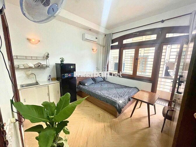 Sang nhượng nhà nguyên căn quận 1