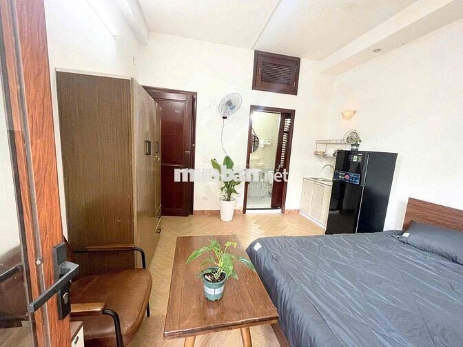 Sang nhượng nhà nguyên căn quận 1