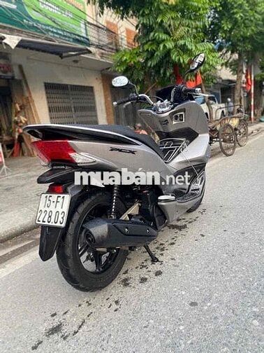Honda PCX chính chủ đời cao zin đẹp khoá smartkey