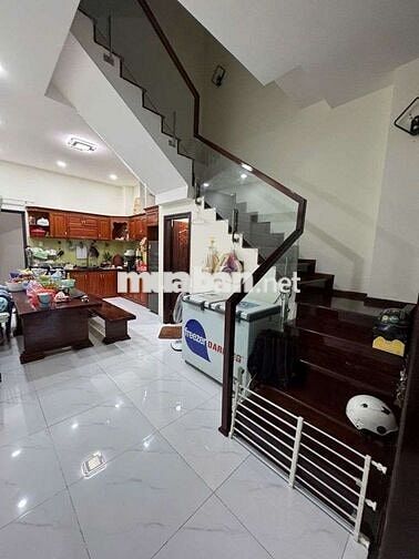 Ô TÔ ĐẬU CỬA 24/7 - 62M2 (4x16) - A4 - 4 TẦNG - VỪA Ở VỪA KINH DOANH 