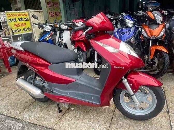 Honda Dylan 150 Đỏ
