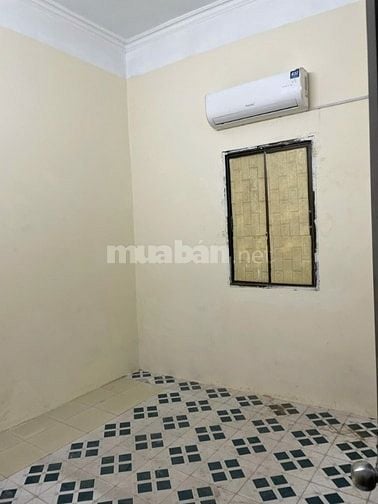 Cho thuê nhà ngõ Thịnh Hào 3, Đống Đa, 4 tầng, 3 phòng ngủ 3WC, có NT