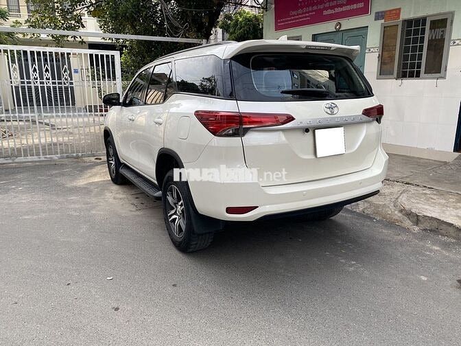 Bán Toyota Fortuner 2018 Trắng 113.000 km