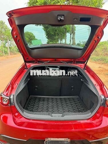 Mazda 3 Hatchback 2021 Luxury Đỏ