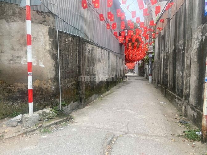 Chính chủ cần bán đất tại Thúy Lĩnh