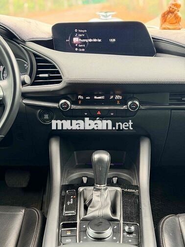 Mazda 3 Hatchback 2021 Luxury Đỏ