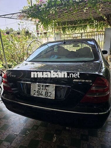 Mercedes-Benz E240 2004 Đen