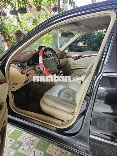 Mercedes-Benz E240 2004 Đen