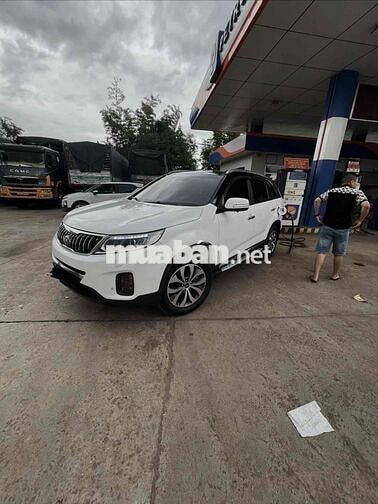 Kia Sorento 2017 2WD 2.2 DATH - 99000 km