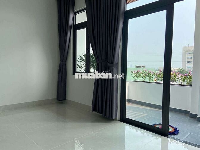 BÁN NHÀ 3 TẦNG FULL NỘI THẤT TRUNG TÂM ÂU CƠ
