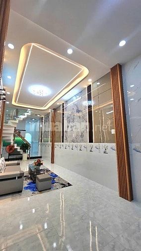 BÁN NHÀ LÊ VĂN QUỚI - NGÃ TƯ 4 XÃ, 52m2, HẺM OTO THÔNG, GIÁ NHỈNH 5TỶ