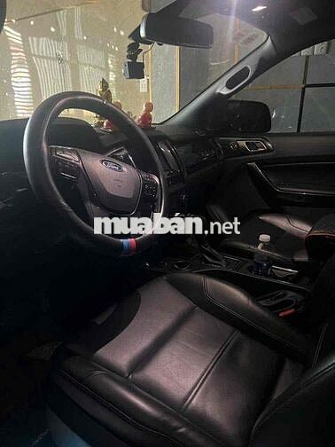Ford Everest Titanium 2020 73333 km Đen