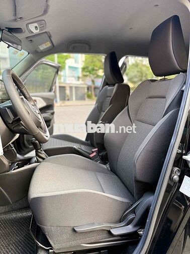 Suzuki Swift 2025 Hybrid Đen 2700km