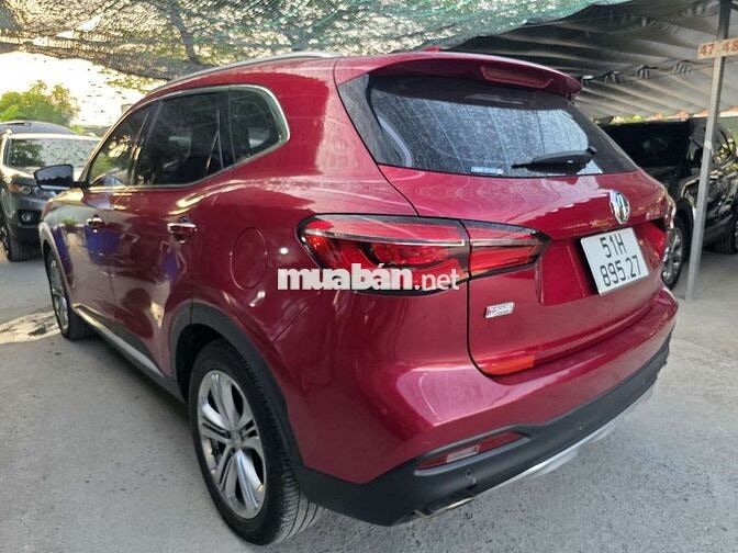 MG HS 2.0 Trophy Đỏ mua mới đi 46 ngàn km