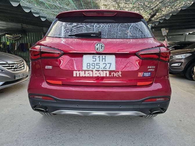 MG HS 2.0 Trophy Đỏ mua mới đi 46 ngàn km
