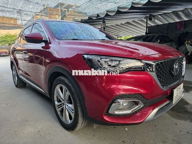 MG HS 2.0 Trophy Đỏ mua mới đi 46 ngàn km