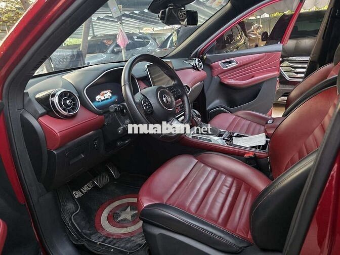 MG HS 2.0 Trophy Đỏ mua mới đi 46 ngàn km
