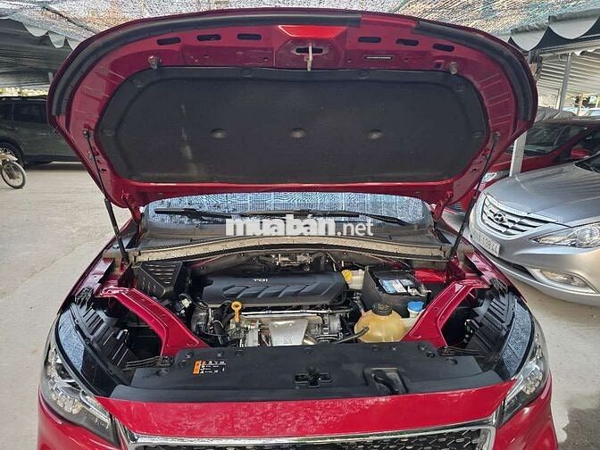 MG HS 2.0 Trophy Đỏ mua mới đi 46 ngàn km