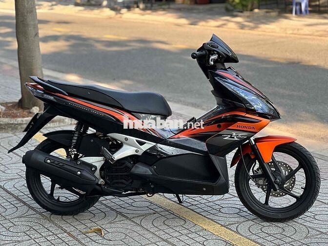 Honda Air Blade Fi Đen cam