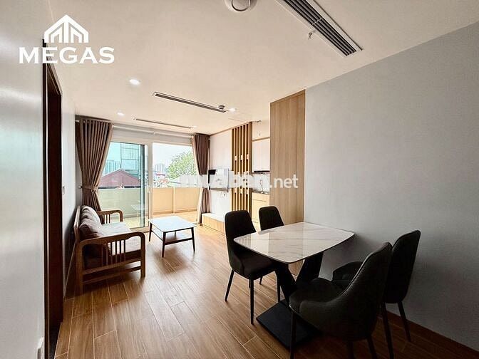 1 ngủ 1 khách - ô tô đỗ cửa nội thất cao cấp, ngay mặt Hồ Tây siêu mới