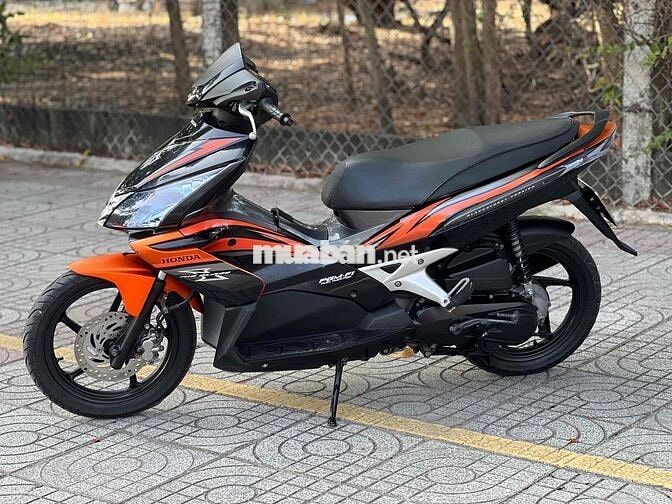 Honda Air Blade Fi Đen cam