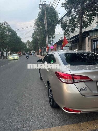 Toyota Vios 2021 Vàng cát một chủ mua mới