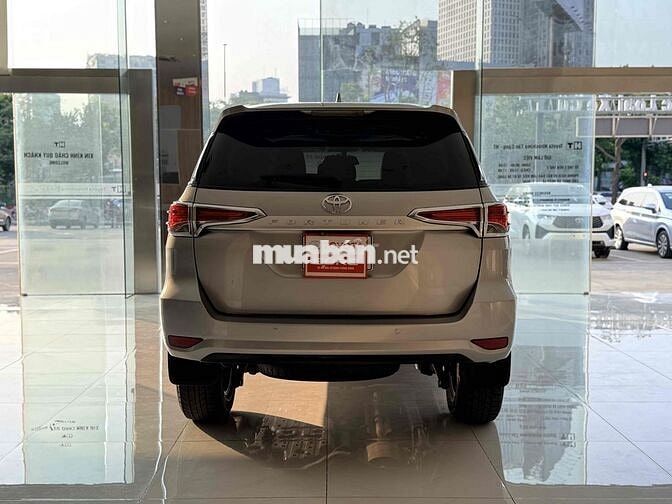 Toyota Fortuner 2019 2.4MT - Máy Dầu - Số Sàn Hãng
