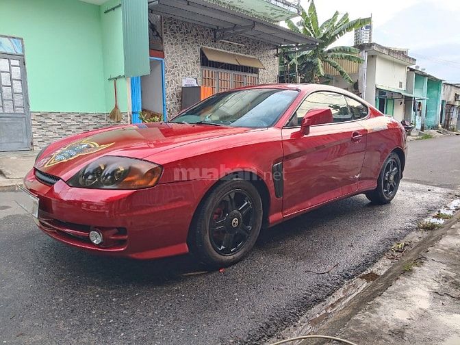 Hyundai tuscani 2 cửa cá tính, nhập khẩu Hàn Quốc