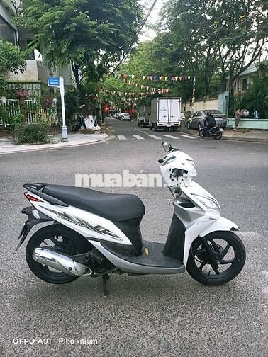 Honda Vision màu Trắng bs 60