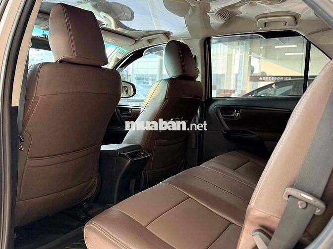 Toyota Fortuner 2019 2.4MT - Máy Dầu - Số Sàn Hãng